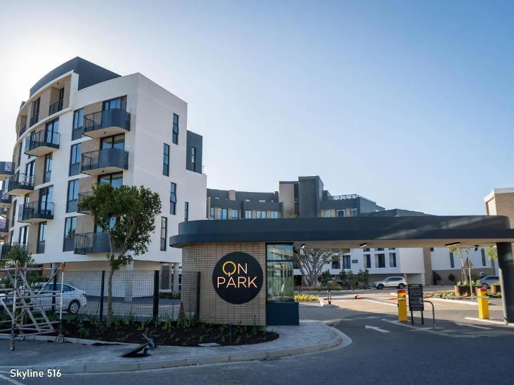 Luxury One Bed & Bath-On Park Apartment Cape Town